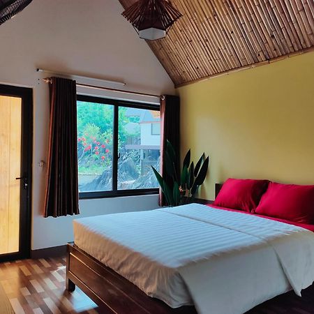 Sky Bay Lodge Ha Giang Esterno foto