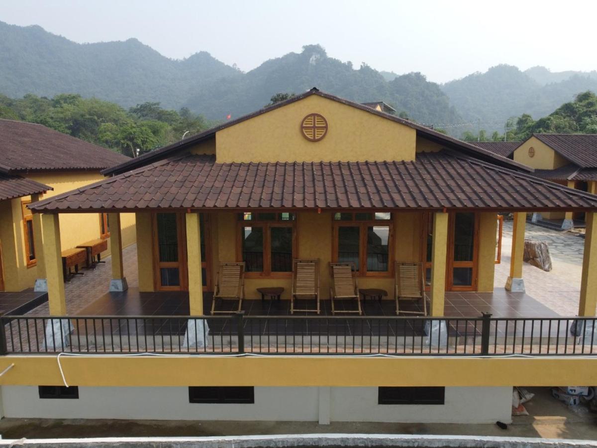 Sky Bay Lodge Ha Giang Esterno foto