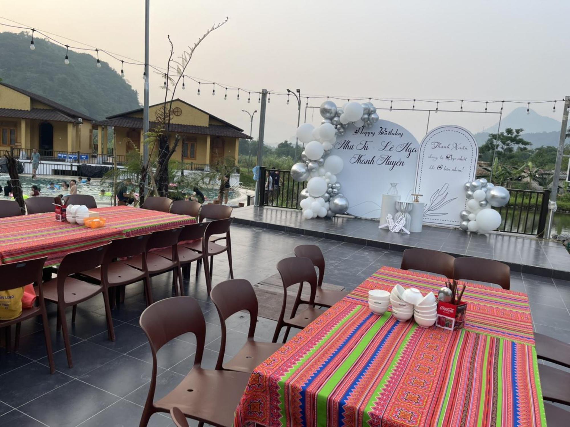 Sky Bay Lodge Ha Giang Esterno foto
