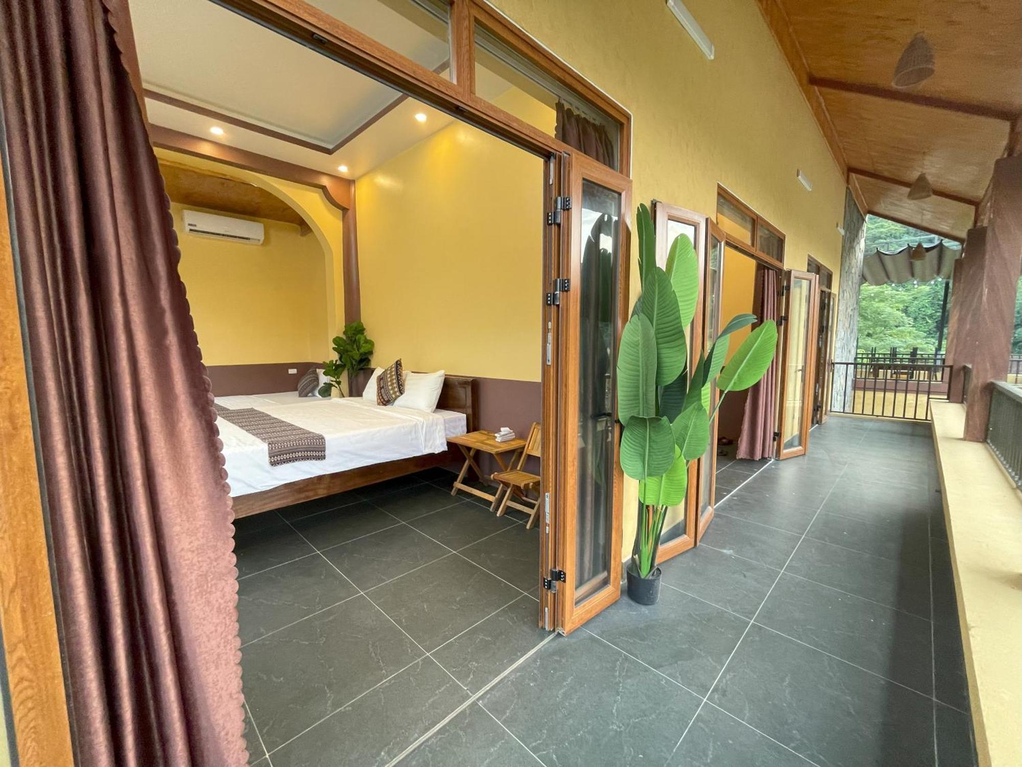 Sky Bay Lodge Ha Giang Esterno foto