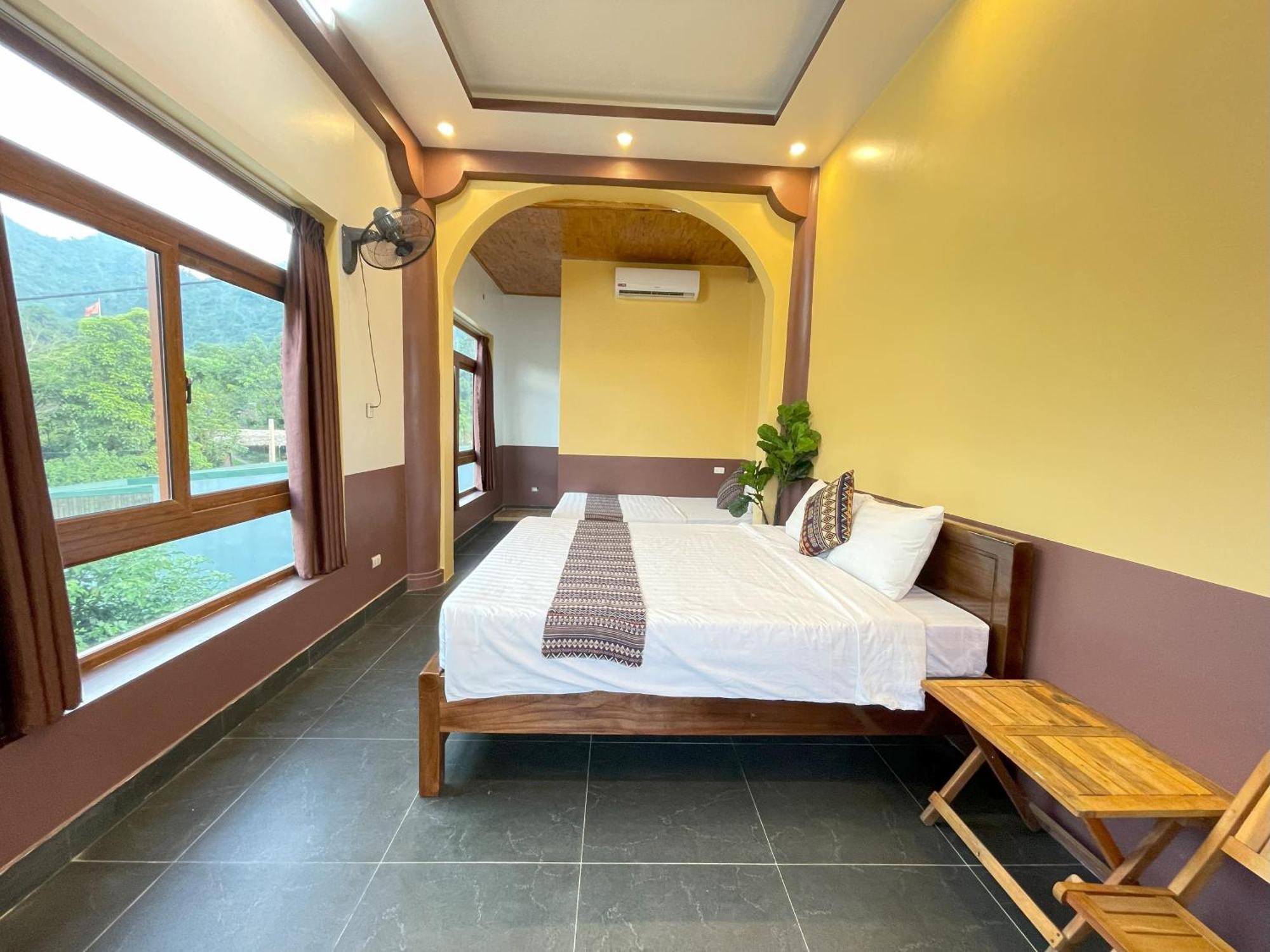 Sky Bay Lodge Ha Giang Esterno foto