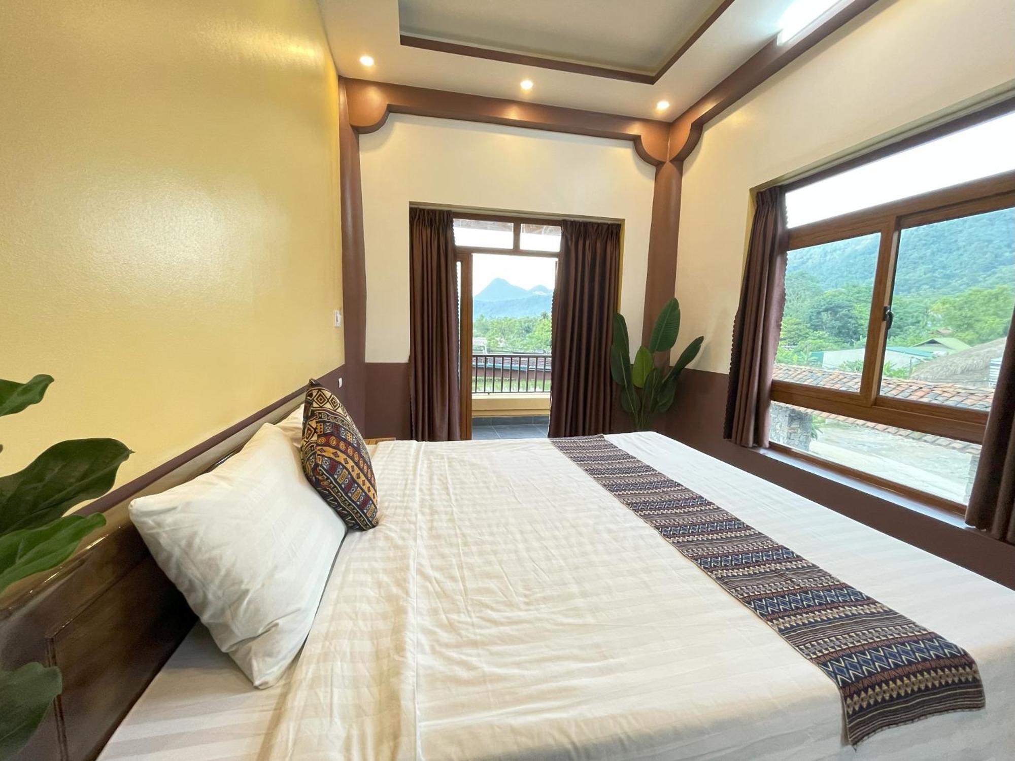 Sky Bay Lodge Ha Giang Esterno foto