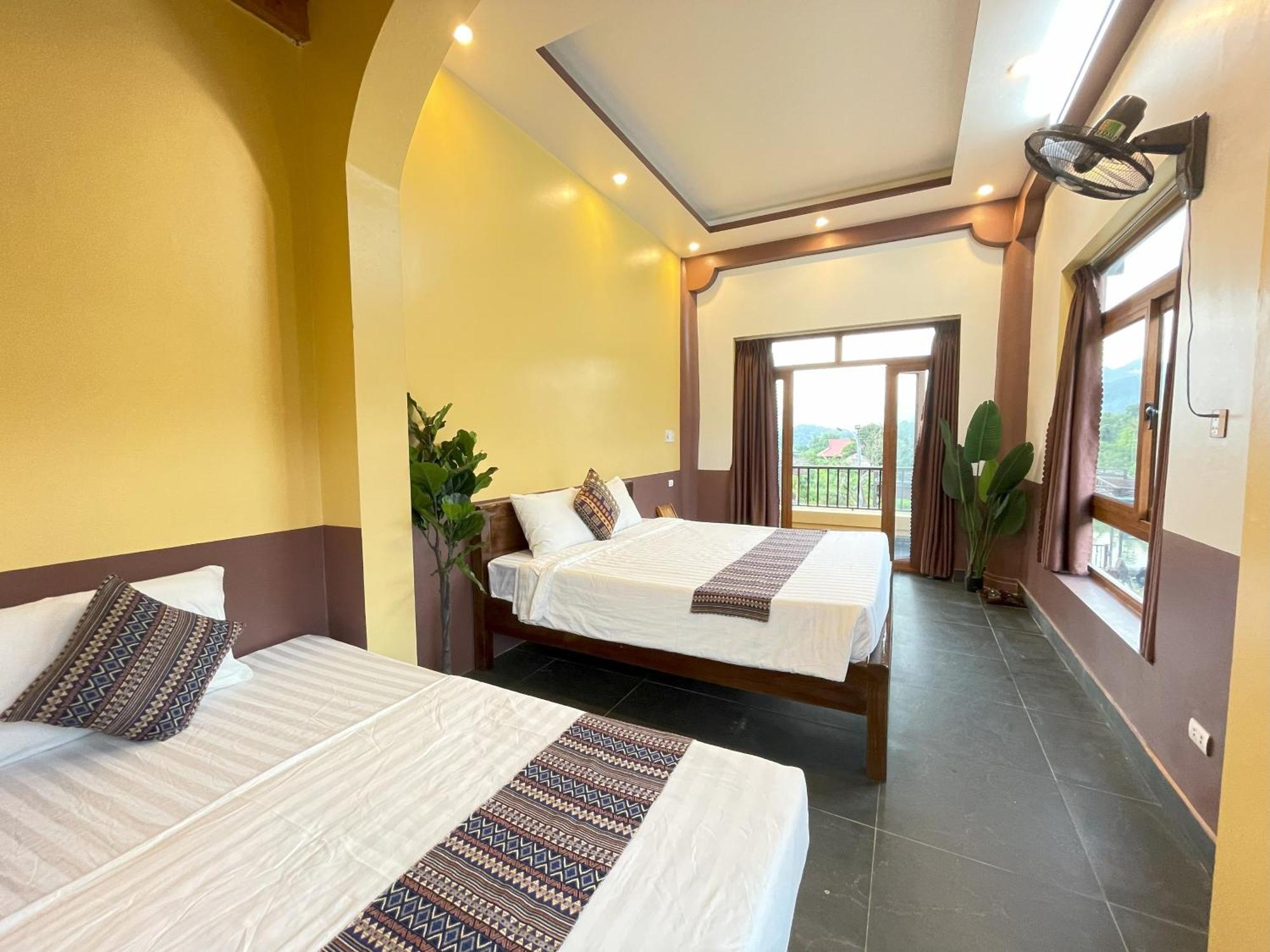 Sky Bay Lodge Ha Giang Esterno foto