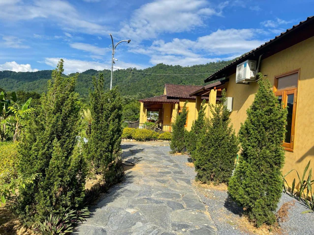 Sky Bay Lodge Ha Giang Esterno foto