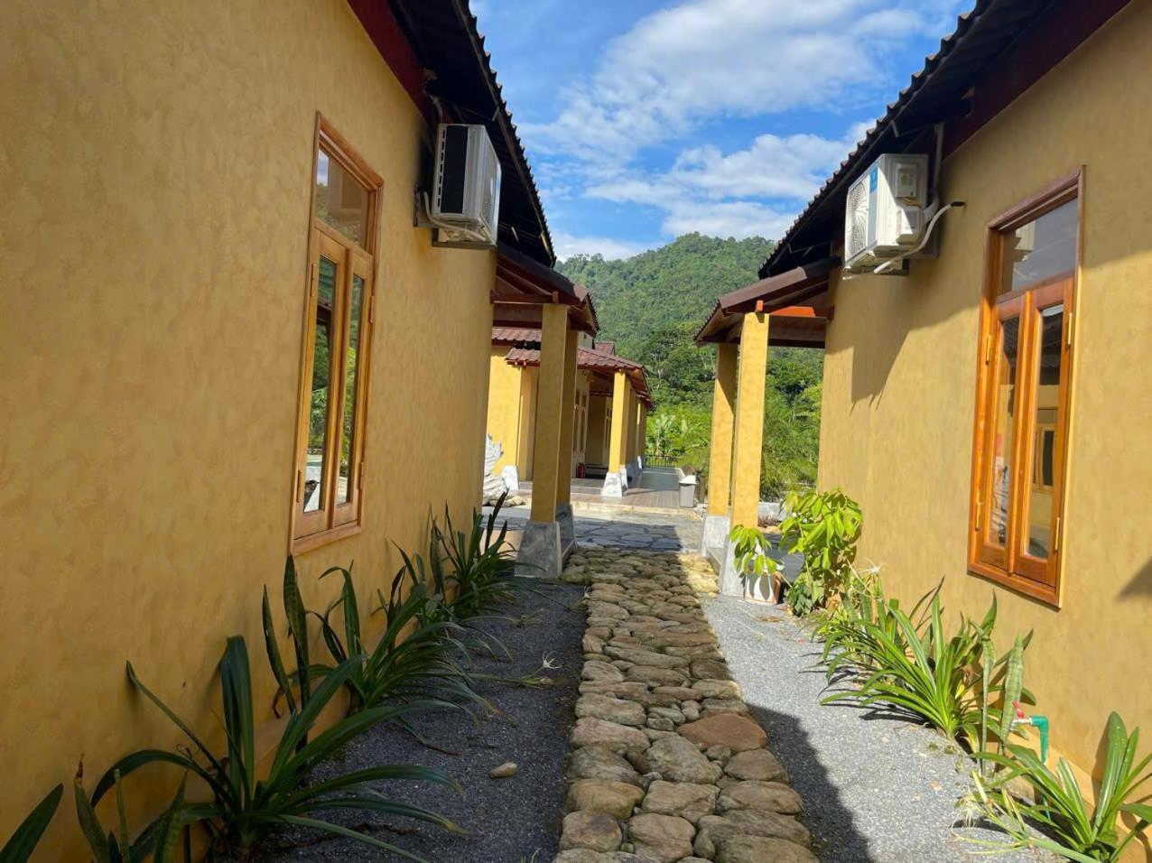 Sky Bay Lodge Ha Giang Esterno foto